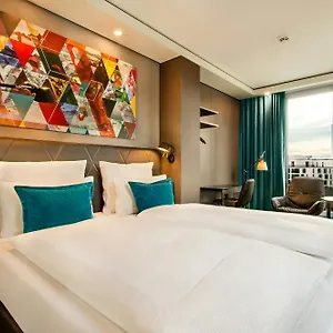 Hotel One Frankfurt-römer ***